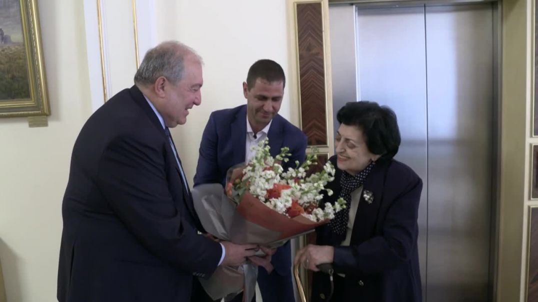 Նախագահ Արմեն Սարգսյանը հյուրընկալել է տիկին Ռիմա Դեմիրճյանին