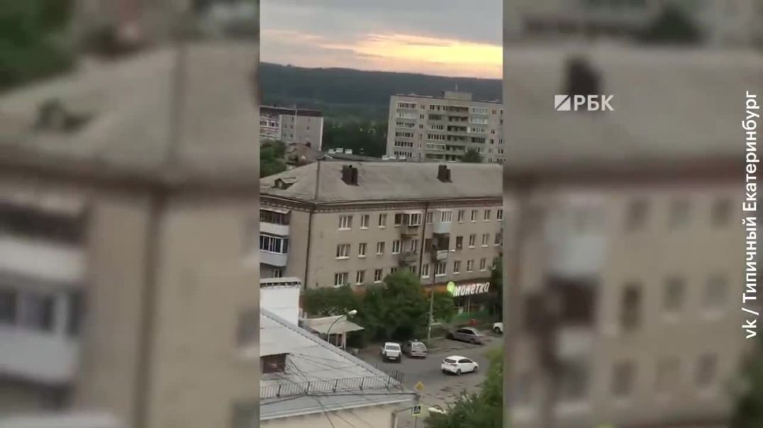 В Екатеринбурге неизвестный открыл стрельбу из окна по прохожим