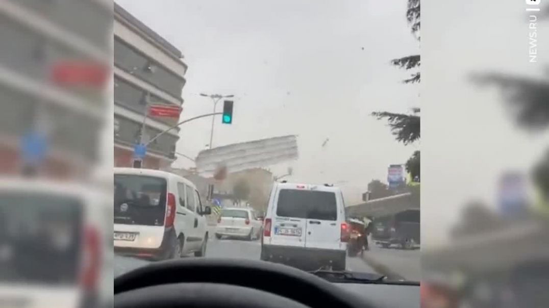 Ураган обрушился на Стамбул