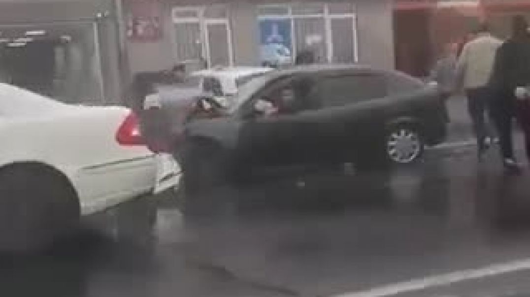 video-1637927823