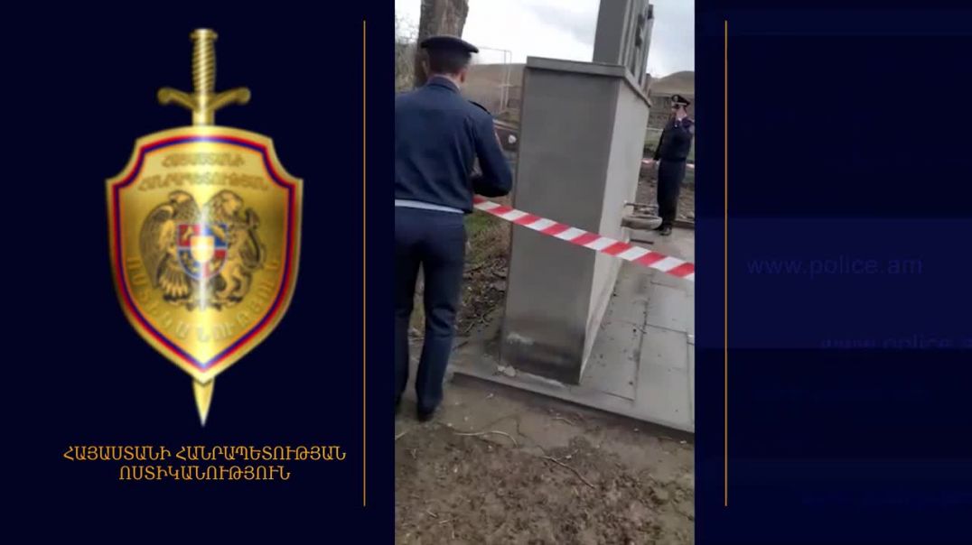 Մի խումբ անձինք ոստիկանության բաժիններում կամավոր հանձնել են «Կալաշնիկովի» ինքնաձիգներ