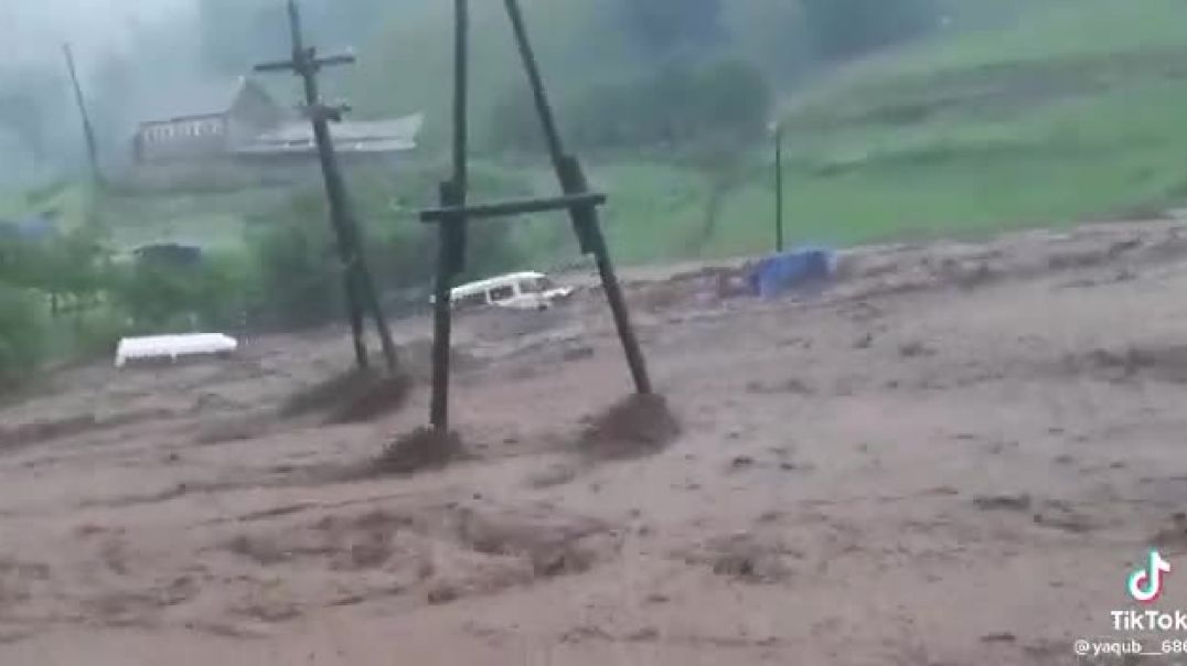 Ադրբեջանում հորդառատ անձրևները հեղեղումների պատճառ են դարձել
