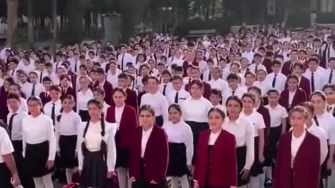 Ինչպես են ադրբեջանցի դպրոցականներին հայատյացություն սովորեցնում