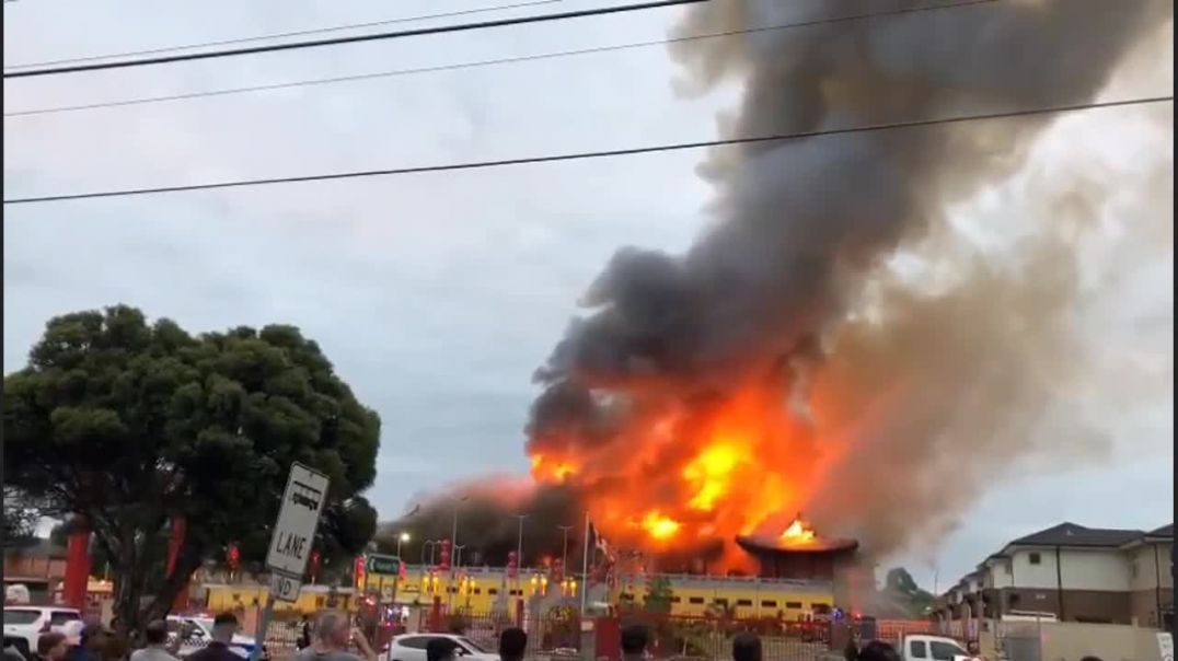 Ավստրալիայի Մելբուռն քաղաքում այրվում է մեծ բուդդայական տաճարը