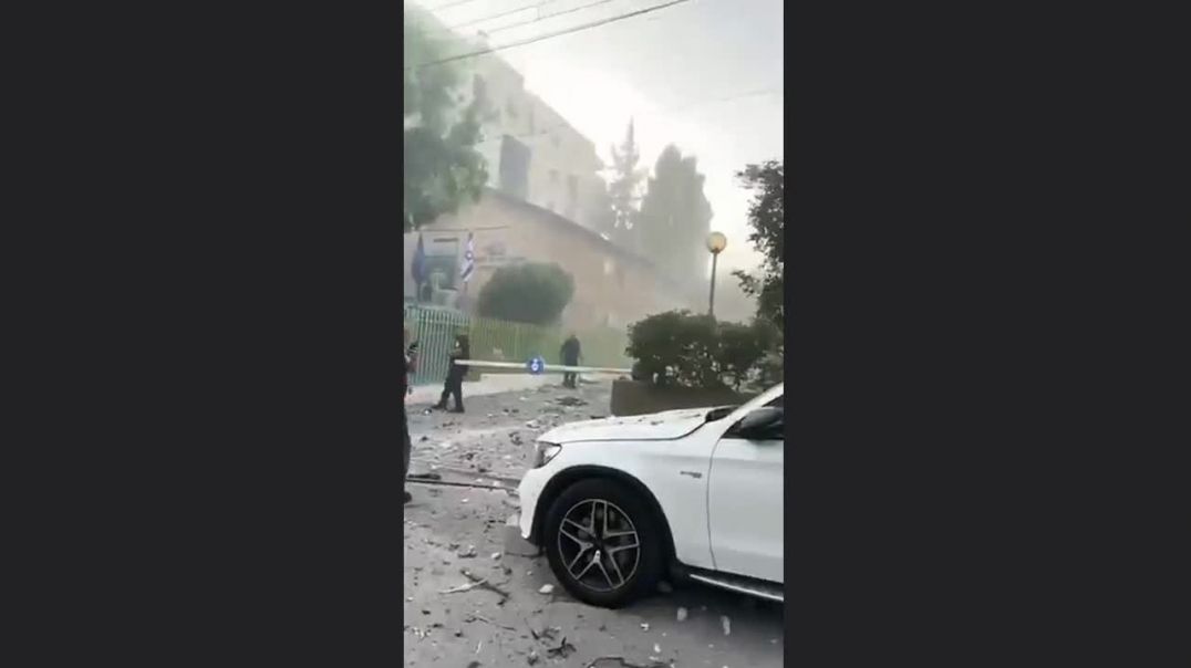Իսրայելում հրթիռն ընկել է բնակելի շենքի վրա