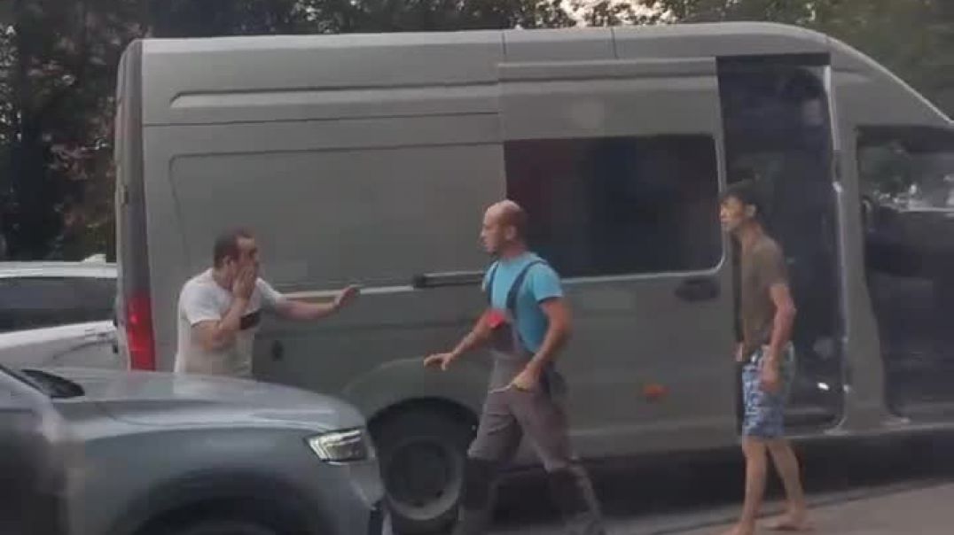 мигранты