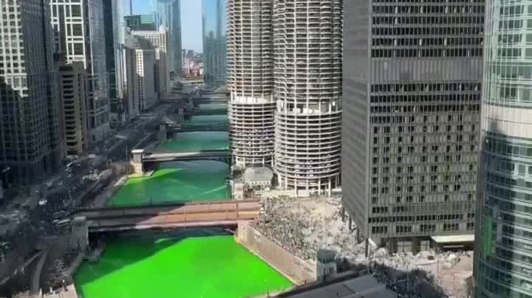 Չիկագոյի բնակիչները գետը ներկել են կանաչ գույնով