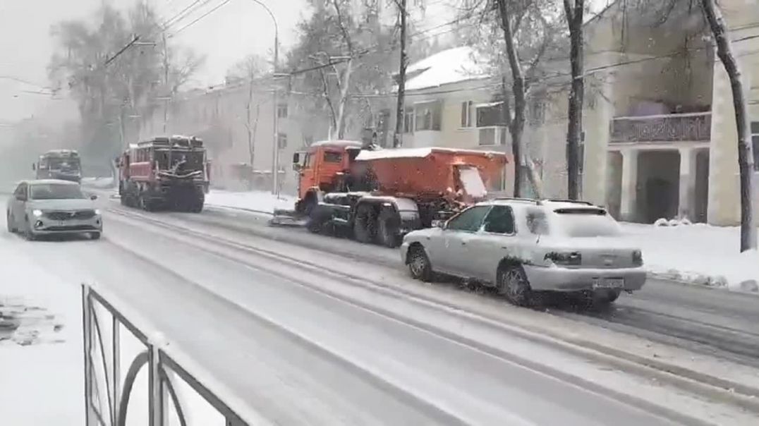 Սվերդլովսկի մարզում առատ ձյուն է տեղացել. մարդիկ մնացել են առանց էլեկտրականության