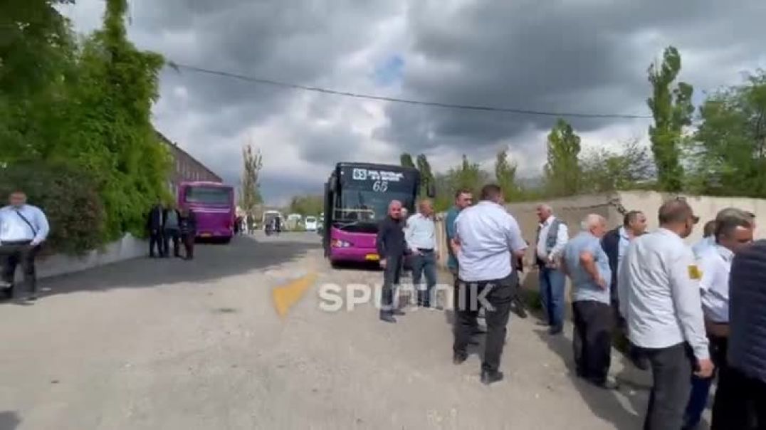 Երևանում ավտոբուսի վարորդները բողոքի ակցիա են իրականացնում․ որն է նրանց պահանջը