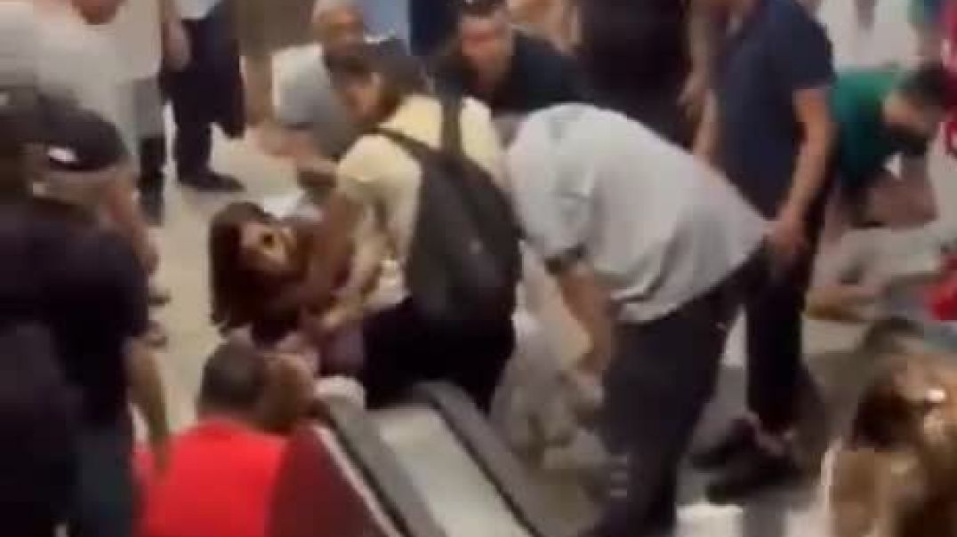 ՏԵՍԱՆՅՈՒԹ․ Մետրոյում կոտրված շարժասանդուղքի պատճառով 11 մարդ վիրավnրվել է․ Թուրքիա