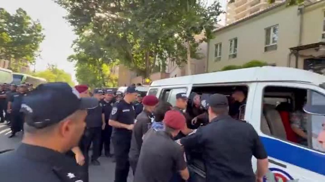 քահանա