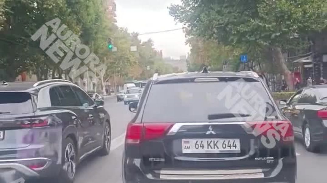Ավտովթար` Մաշտոց-Խորենացի խաչմերուկում