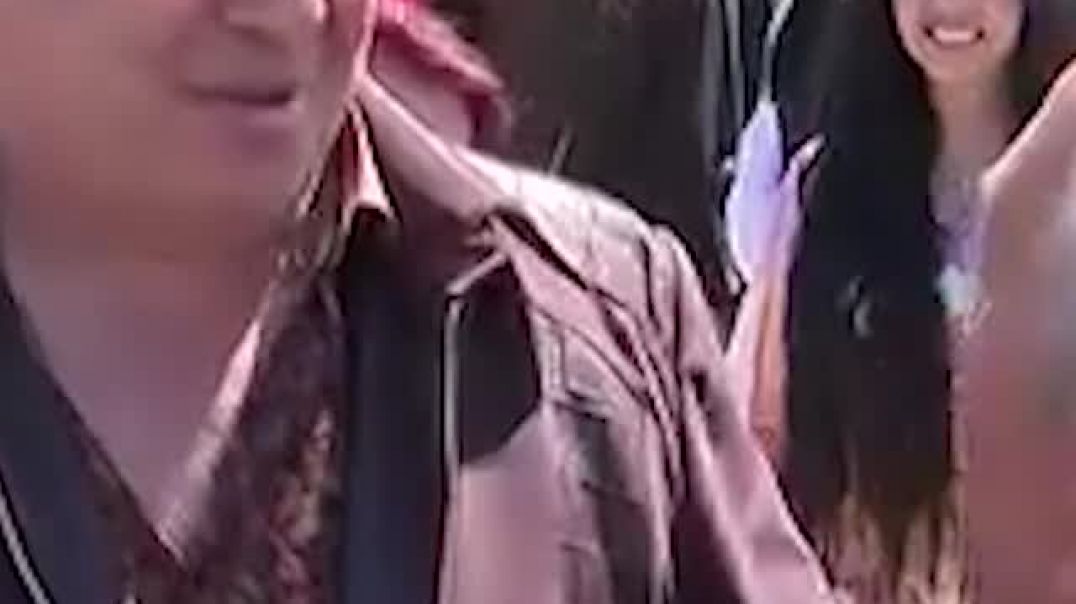 Գագիկ Ծառուկյանը բլոտ է խաղացել գյուղացիների հետ