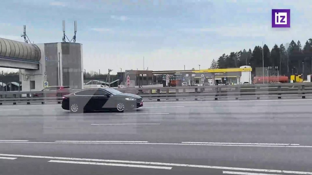 Փաշինյանի ավտոշարասյունը Մոսկվայում է