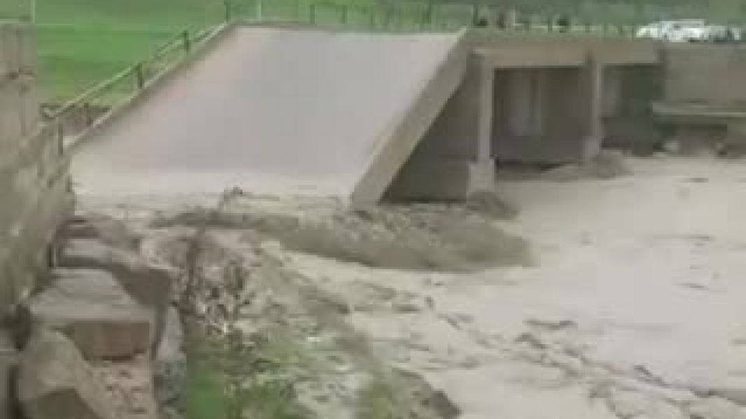 ՏԵՍԱՆՅՈՒԹ․ Ադրբեջանում ջրհեղեղ է․ ավերածություններ կան